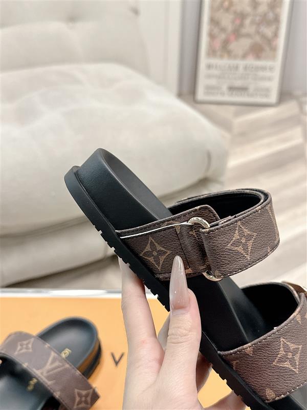 20251128184535998 190